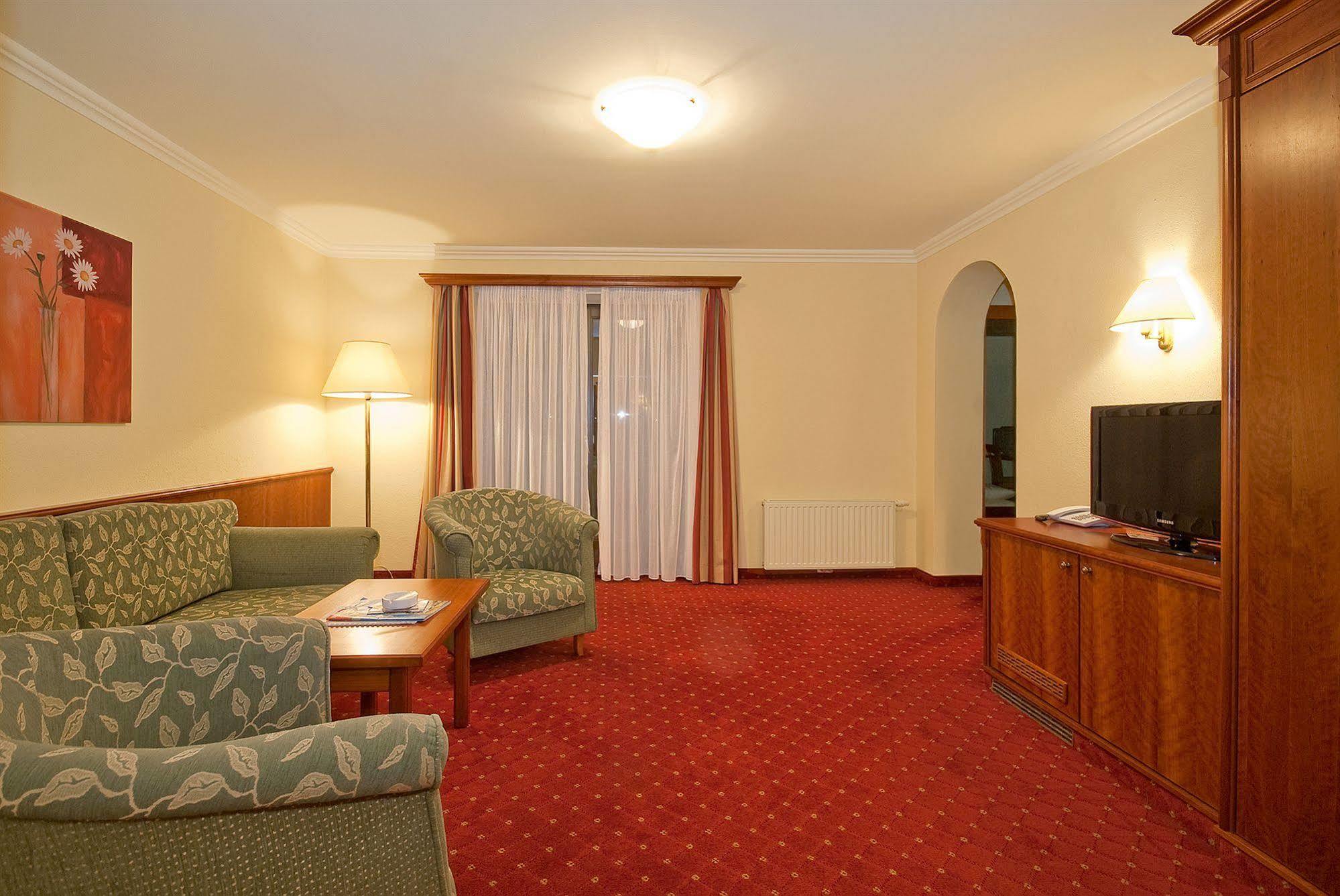 Vital & Sporthotel Brixen Brixen im Thale Værelse billede